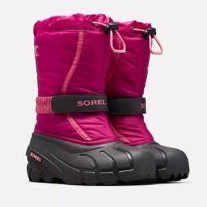 Adorable pink and black Sorel Girls snow boots.